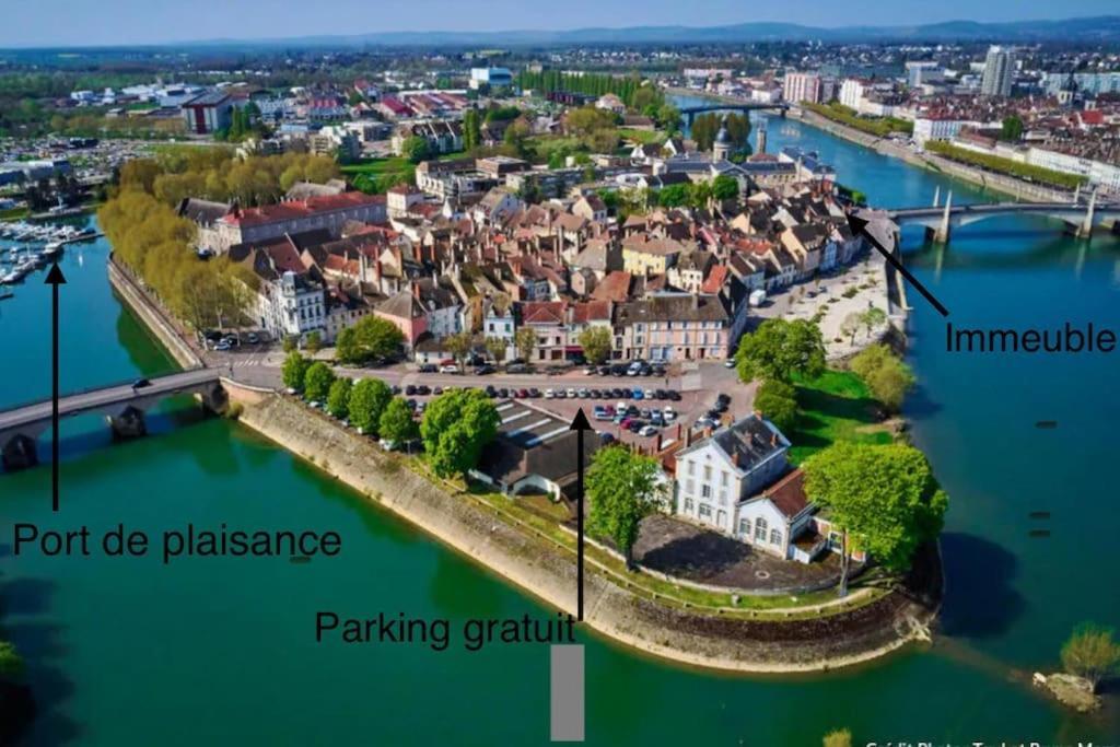 Appartement Avec Magnifique Vue Sur La Saone Et Son Balcon Chalon-sur-Saône Buitenkant foto